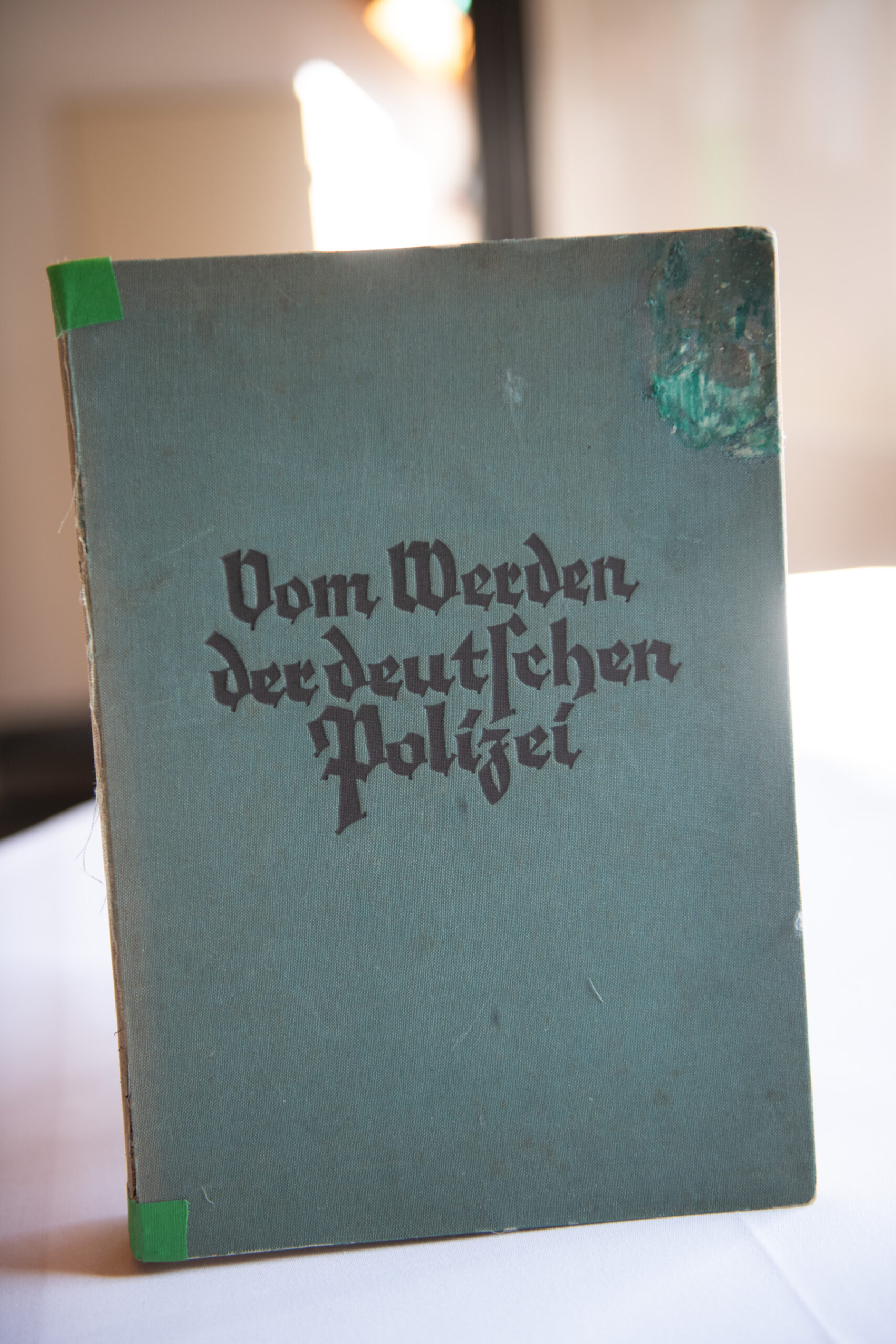 Interessantes Buch: Vom Werden der deutschen Polizei.